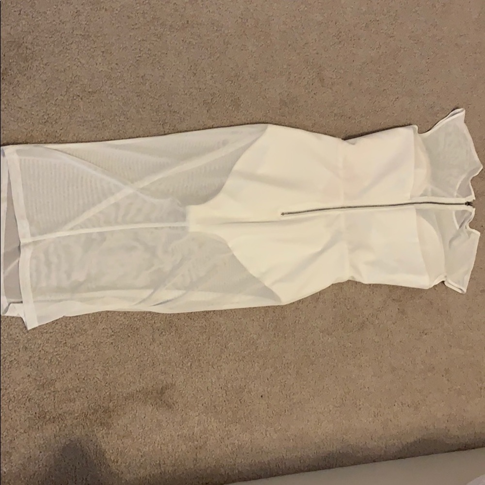 Dress - Picture 5 of 5
